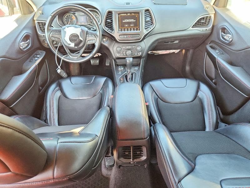 2019 JEEP CHEROKEE TRAILHAWK 8