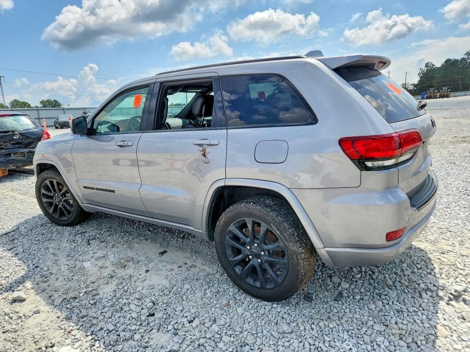 2018 JEEP GRAND CHEROKEE LAREDO 2
