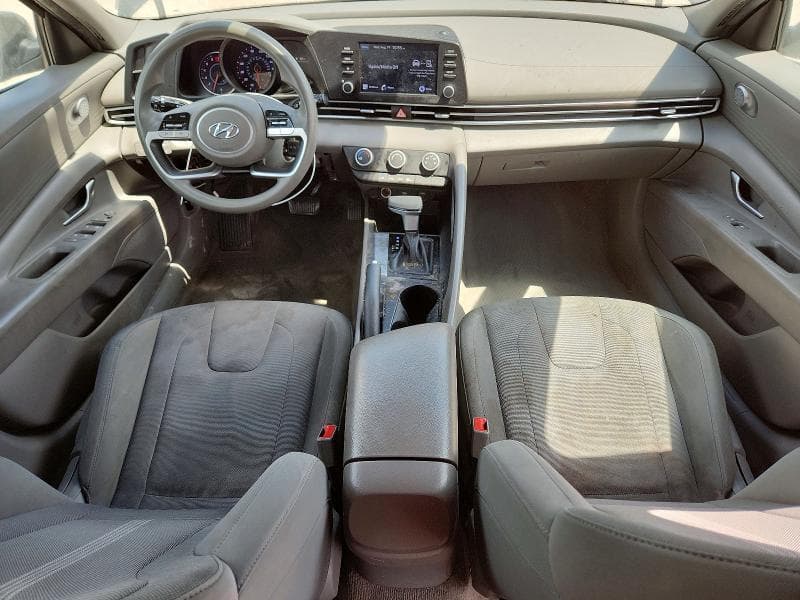 2023 HYUNDAI ELANTRA SE 8