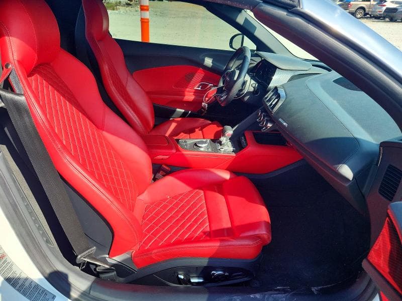 2022 AUDI R8 10