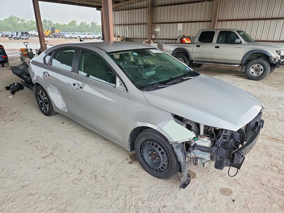 2021 KIA FORTE LXS 4