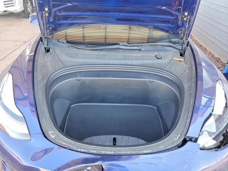 2018 TESLA MODEL 3 11