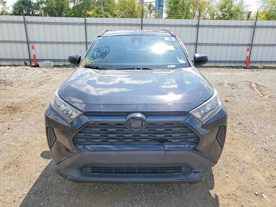 2019 TOYOTA RAV4 LE 5