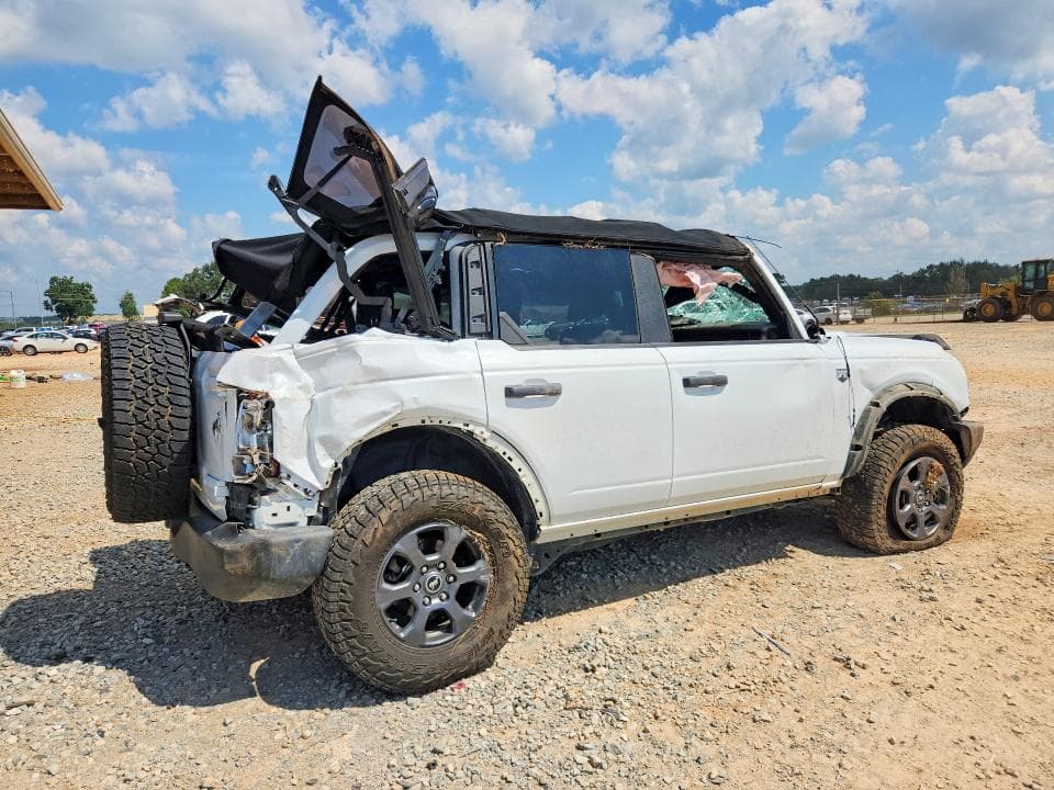 2021 FORD BRONCO BASE 3