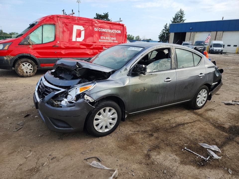 2019 NISSAN VERSA SV - 1