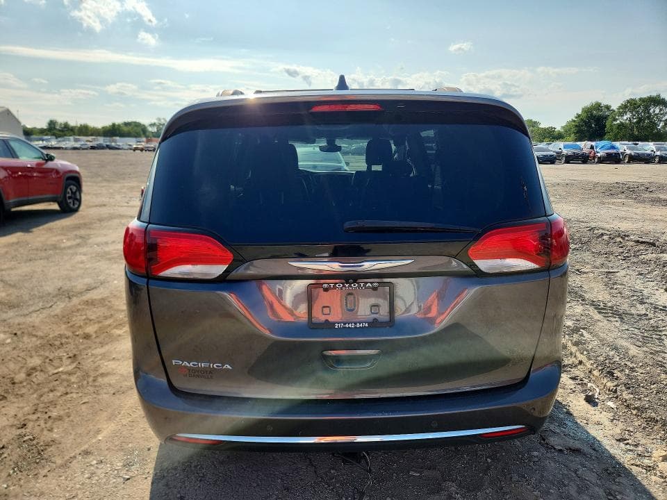 2017 CHRYSLER PACIFICA TOURING L 6
