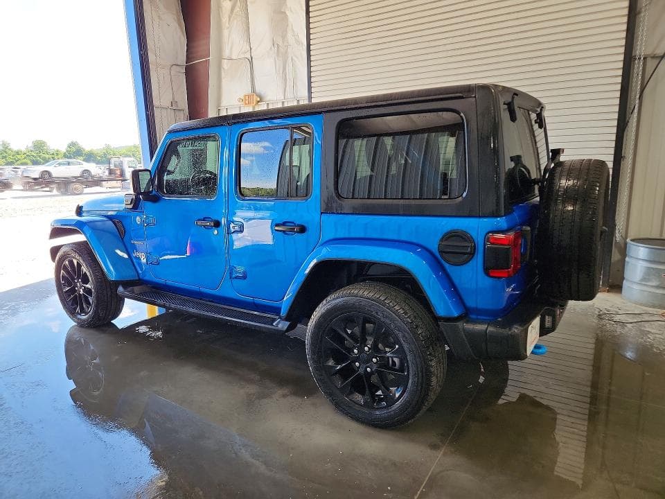 2022 JEEP WRANGLER UNLIMITED SAHARA 4XE 2