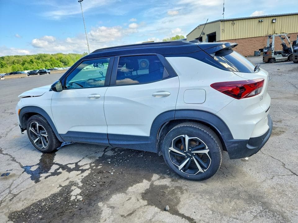 2022 CHEVROLET TRAILBLAZER RS 2