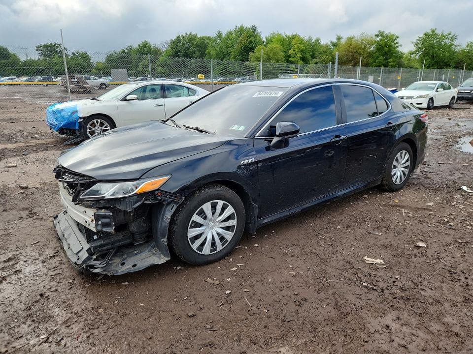 2020 TOYOTA CAMRY LE - 1