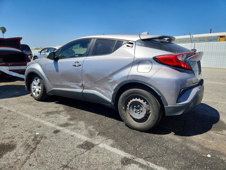 2019 TOYOTA C-HR LE 2