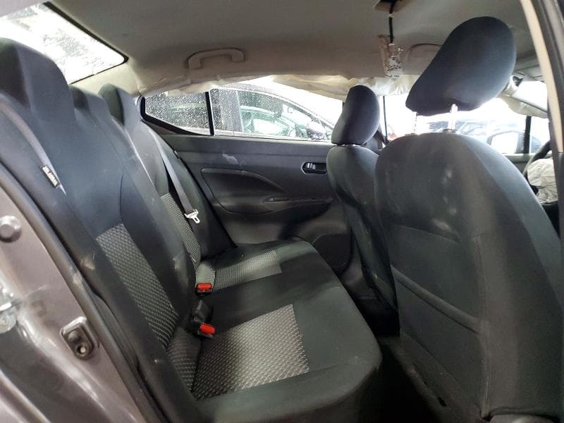 2023 NISSAN VERSA S 10