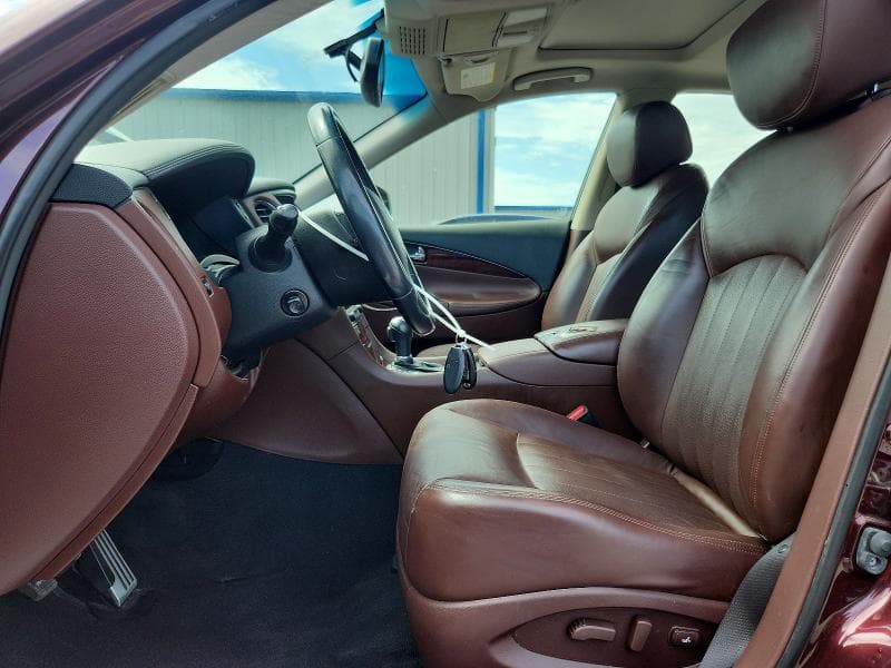 2017 INFINITI QX50 BASE 7
