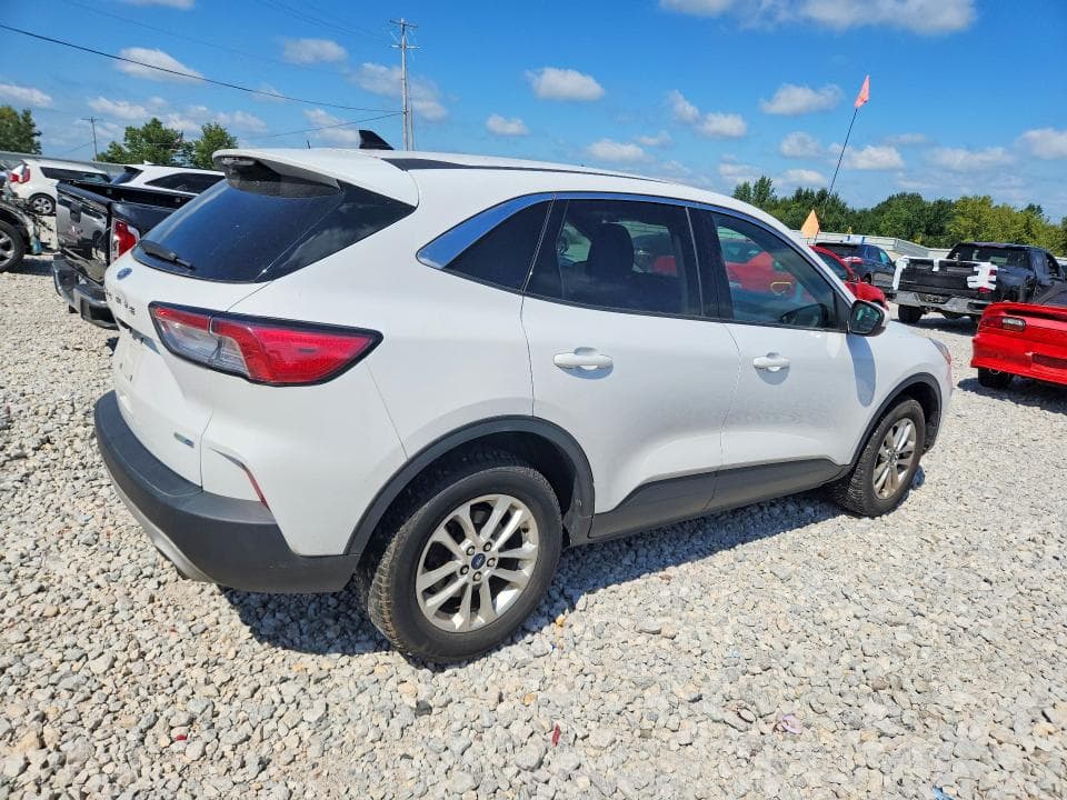 2020 FORD ESCAPE SE 3