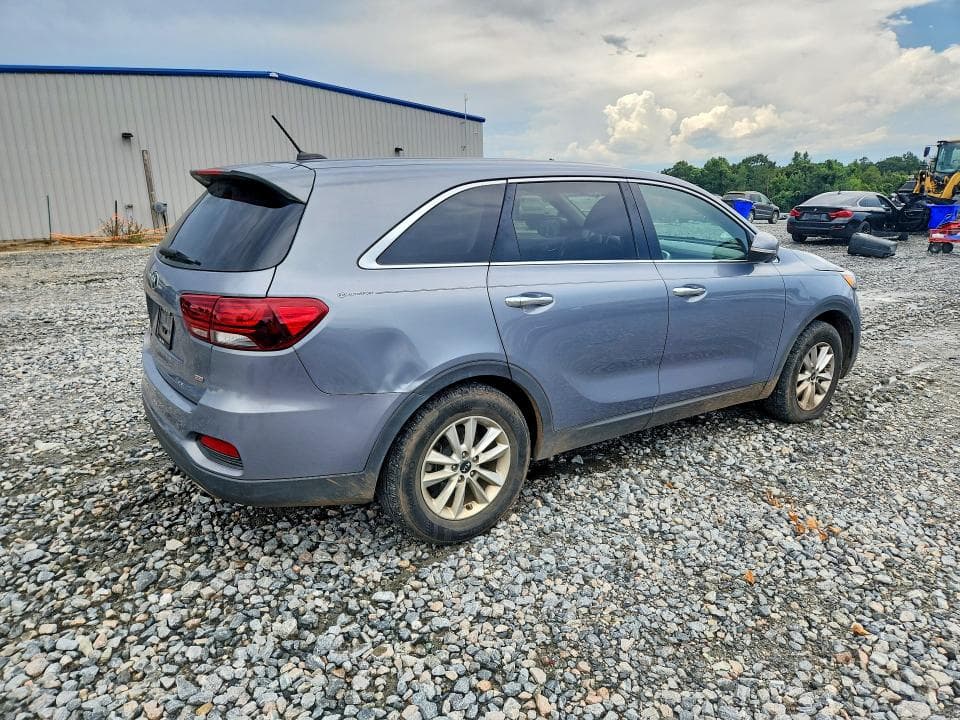 2020 KIA SORENTO LX 3