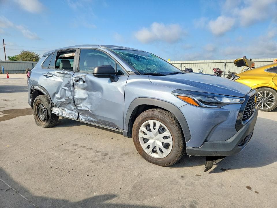 2022 TOYOTA COROLLA CROSS L 4