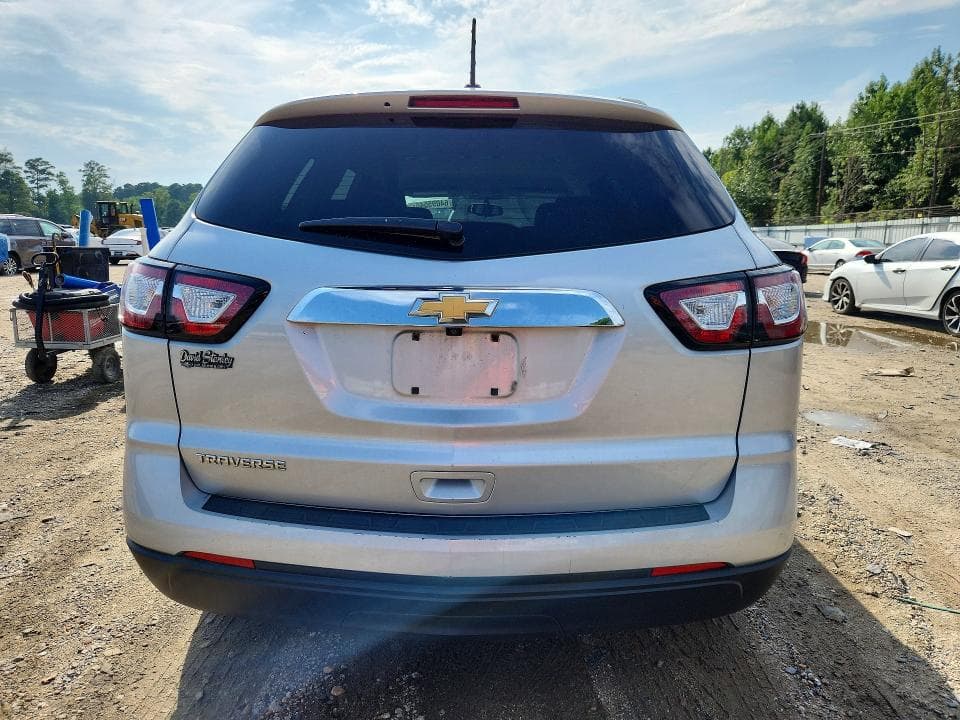 2017 CHEVROLET TRAVERSE LS 6