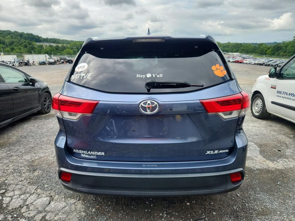 2019 TOYOTA HIGHLANDER XLE 6