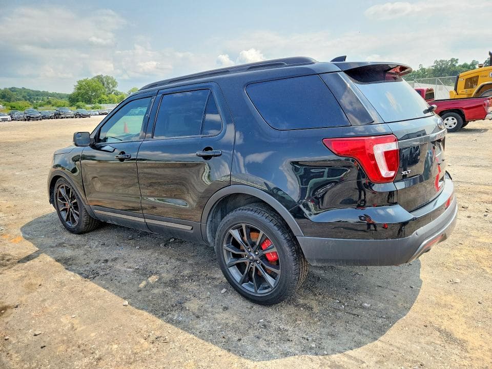 2017 FORD EXPLORER XLT 2