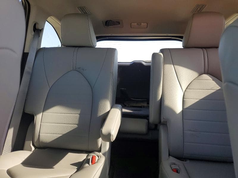 2023 TOYOTA HIGHLANDER XLE 10