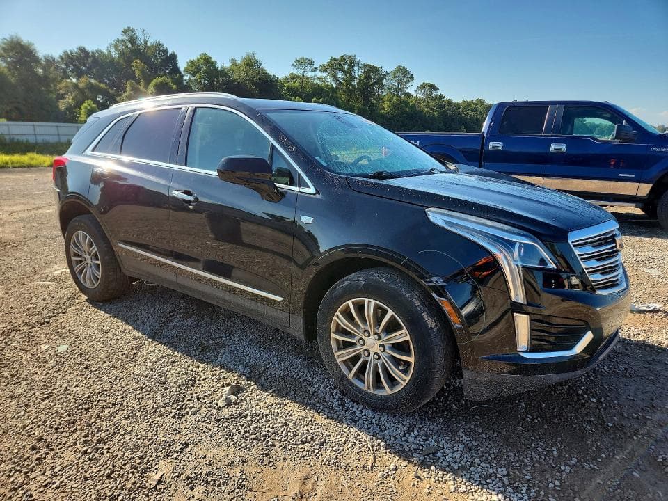 2017 CADILLAC XT5 LUXURY 4