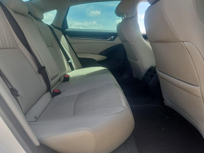 2019 HONDA ACCORD TOURING 10
