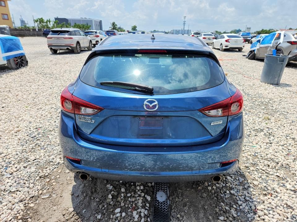 2018 MAZDA 3 TOURING 6