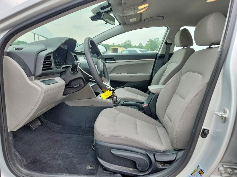 2020 HYUNDAI ELANTRA SE 7