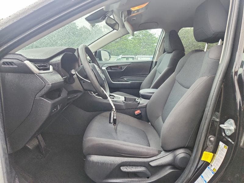2021 TOYOTA RAV4 LE 7