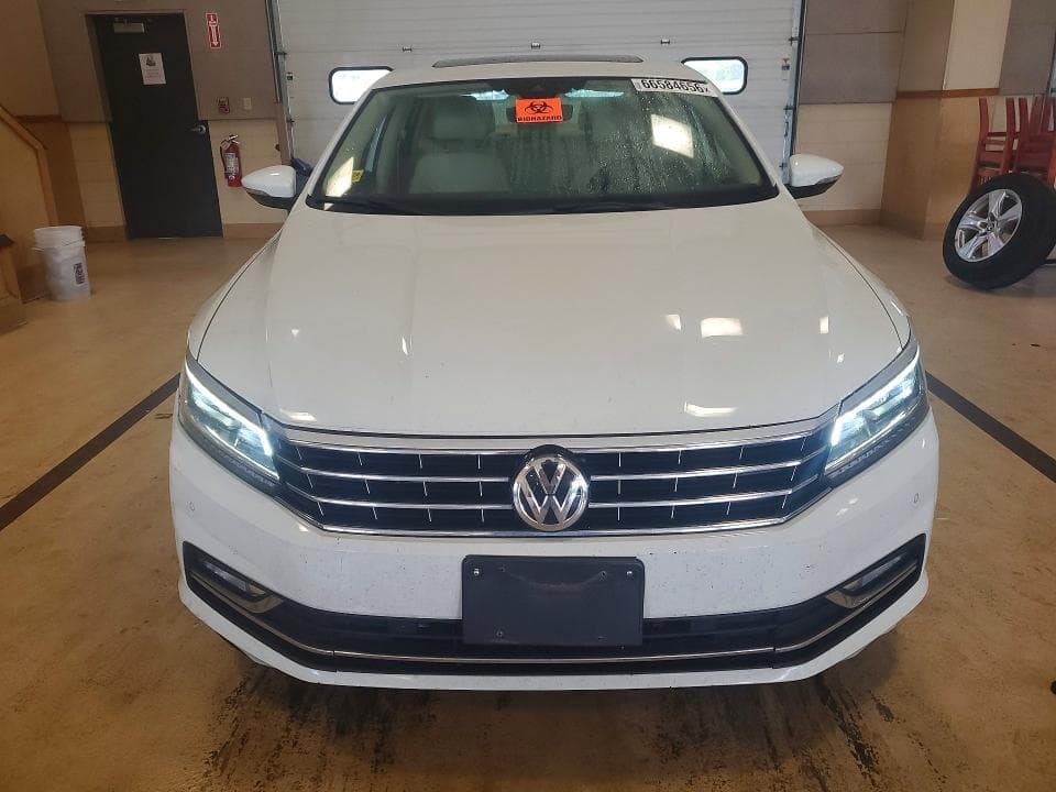 2017 VOLKSWAGEN PASSAT SEL PREMIUM 5