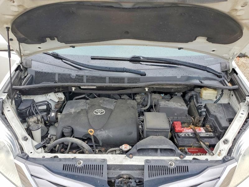 2017 TOYOTA SIENNA XLE 8-PASSENGER 12