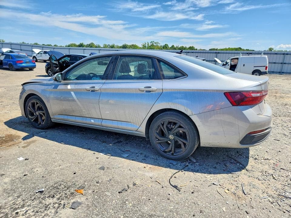 2025 VOLKSWAGEN JETTA SE 2