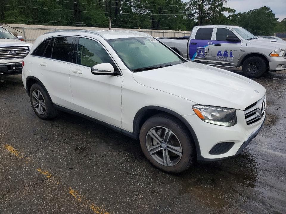2017 MERCEDES-BENZ GLC 300 4