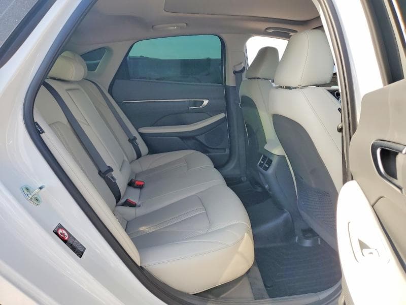 2022 HYUNDAI SONATA LIMITED 11