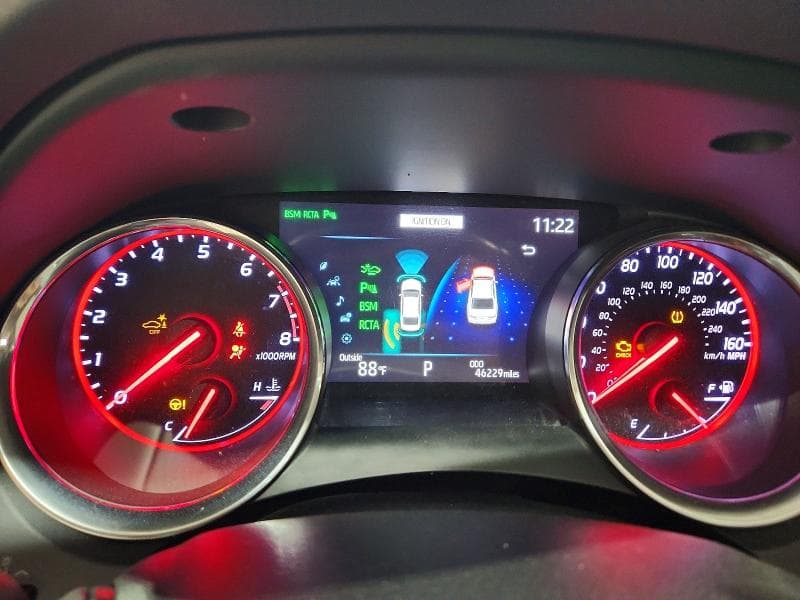 2019 TOYOTA CAMRY XSE 9