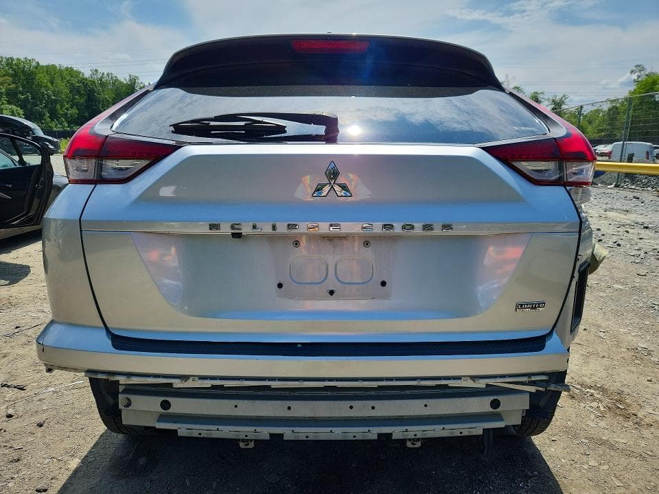 2023 MITSUBISHI ECLIPSE CROSS LE 6