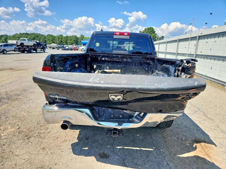 2019 RAM 1500 CLASSIC SLT 6