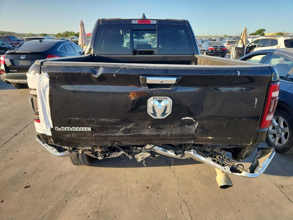 2019 RAM 1500 LARAMIE 6