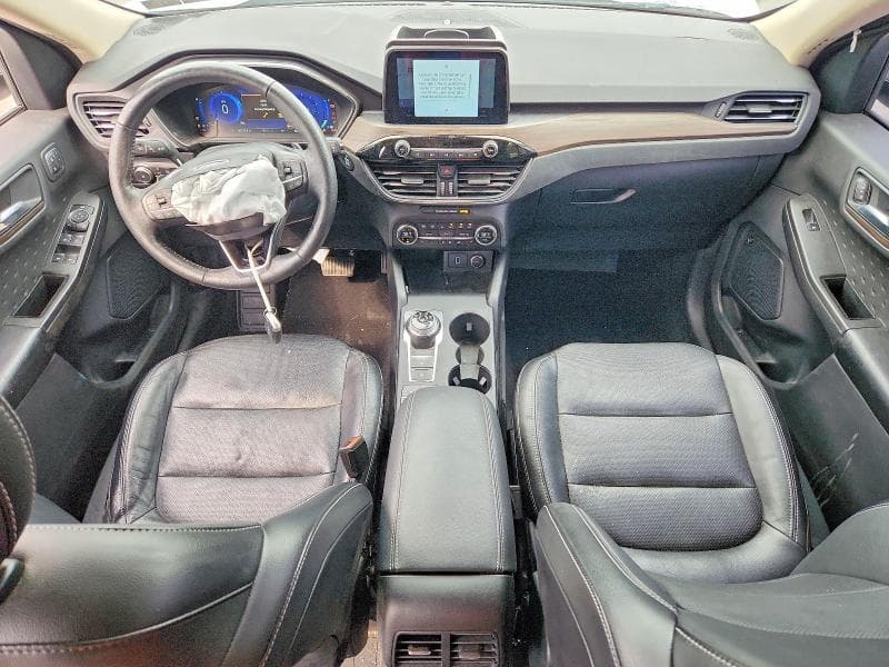 2020 FORD ESCAPE TITANIUM 8