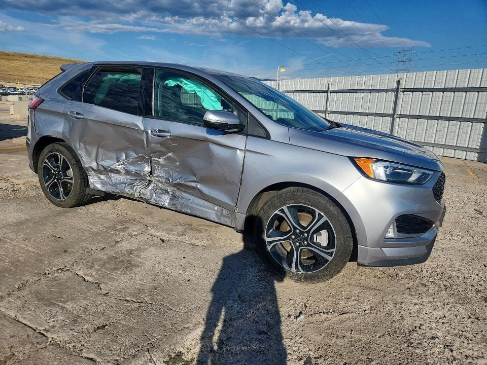 2022 FORD EDGE ST 4