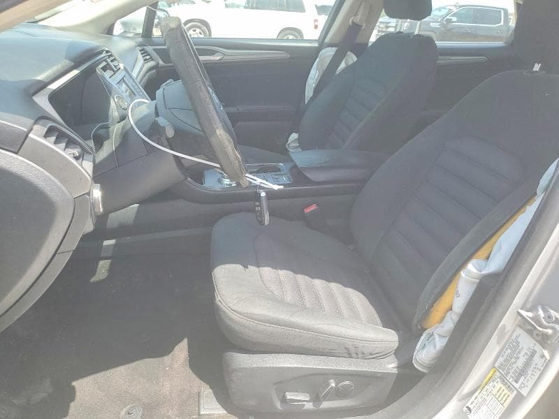 2017 FORD FUSION SE 7