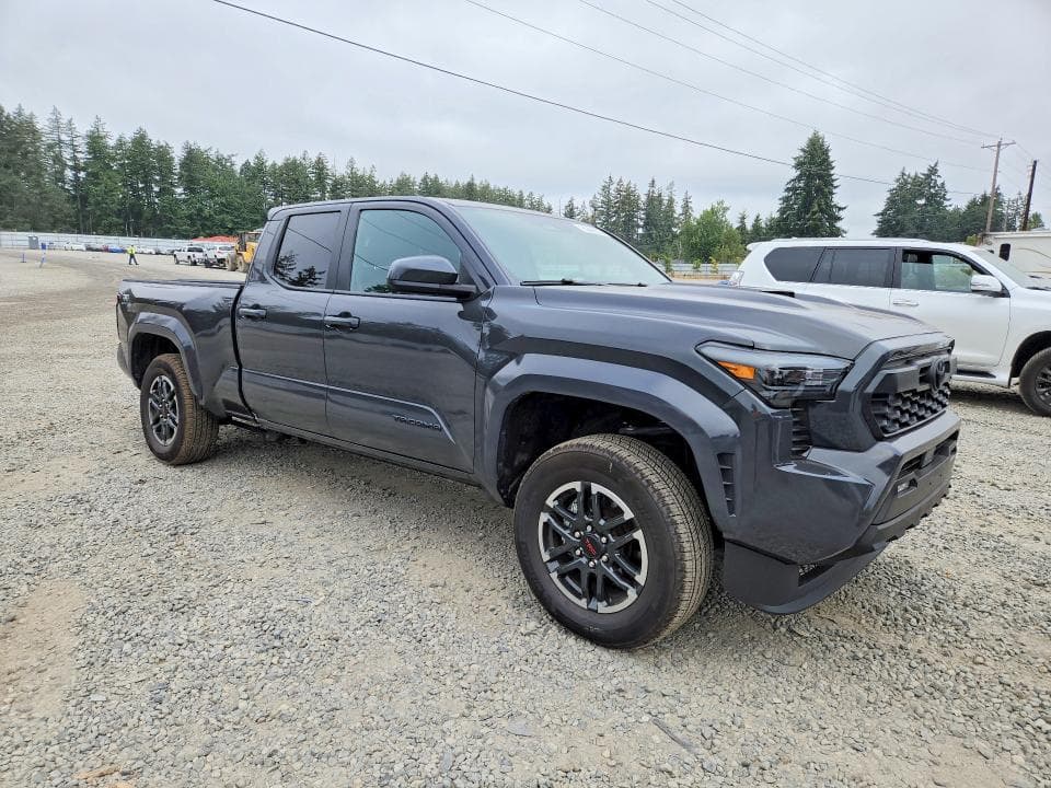 2025 TOYOTA TACOMA TRD SPORT 4