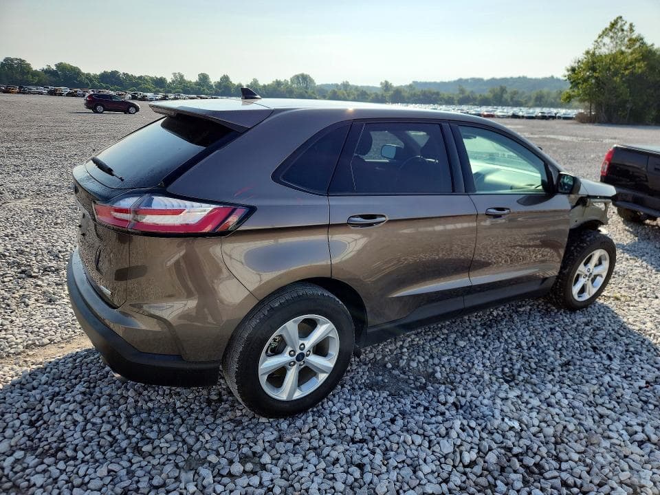 2019 FORD EDGE SE 3