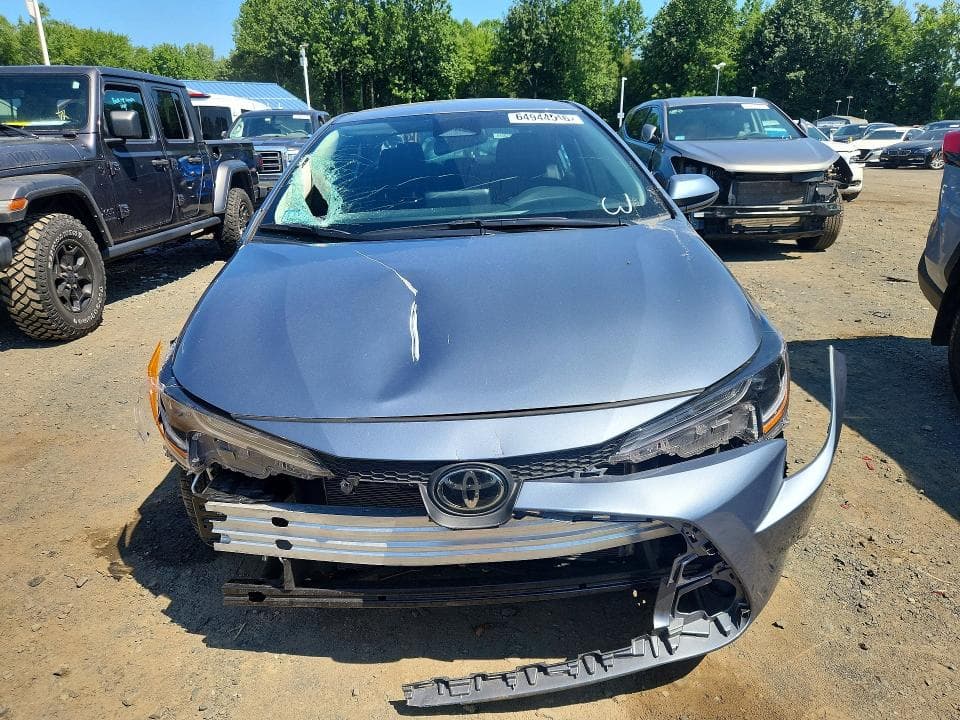2026 TOYOTA COROLLA LE 5