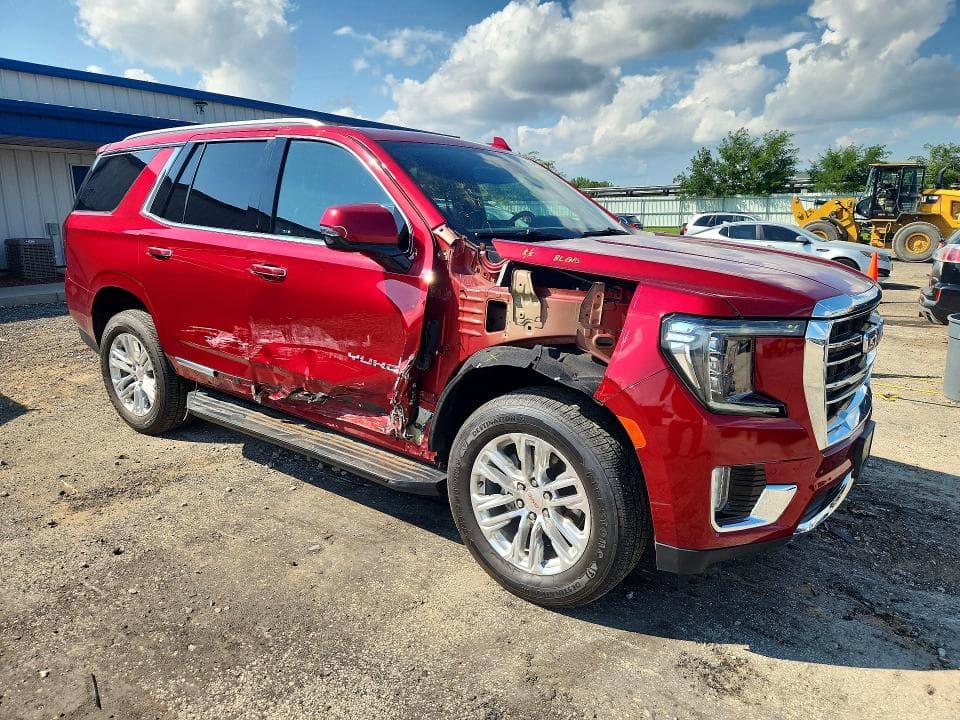 2022 GMC YUKON SLT 4
