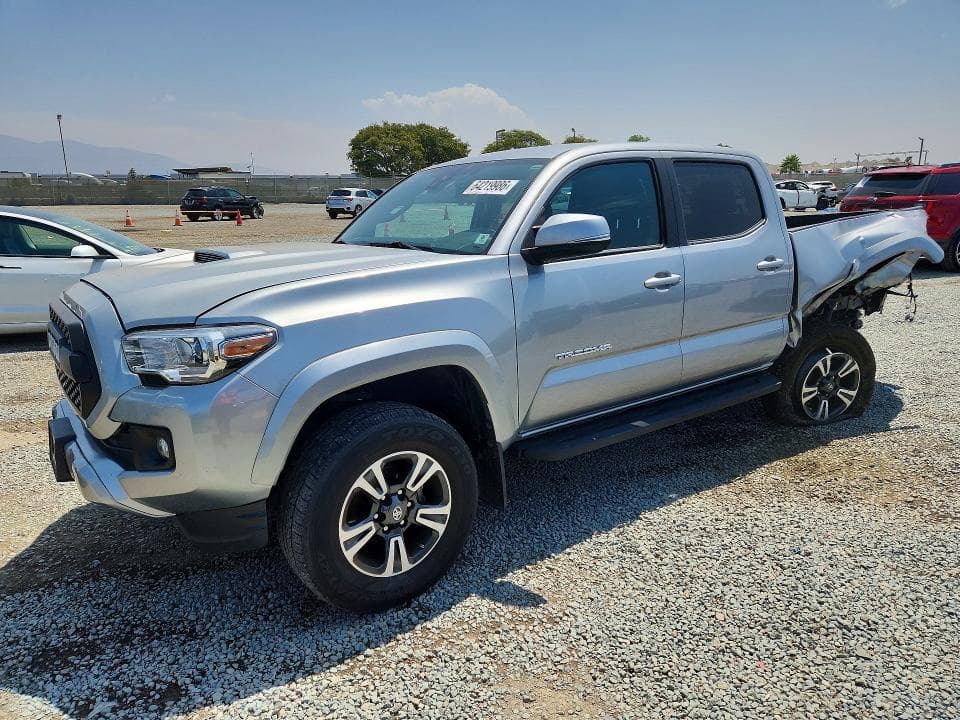2019 TOYOTA TACOMA TRD SPORT - 1