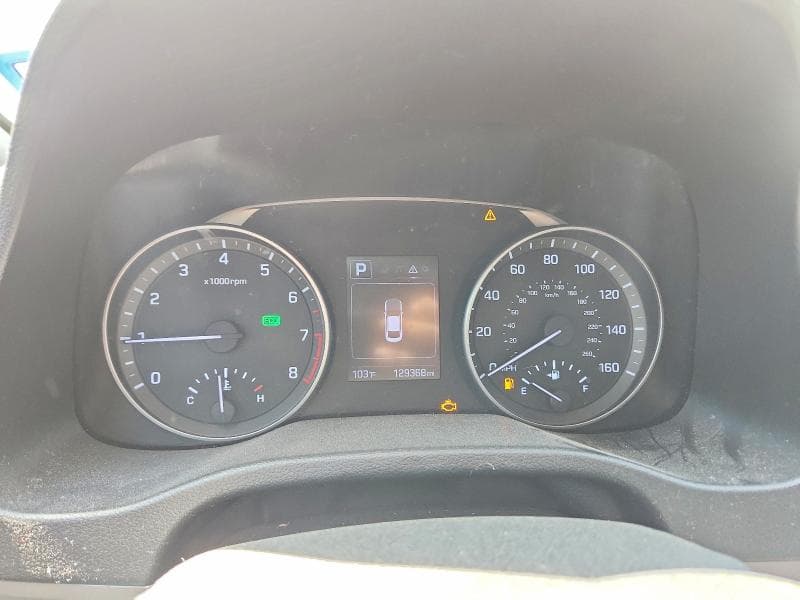 2017 HYUNDAI ELANTRA SE 9