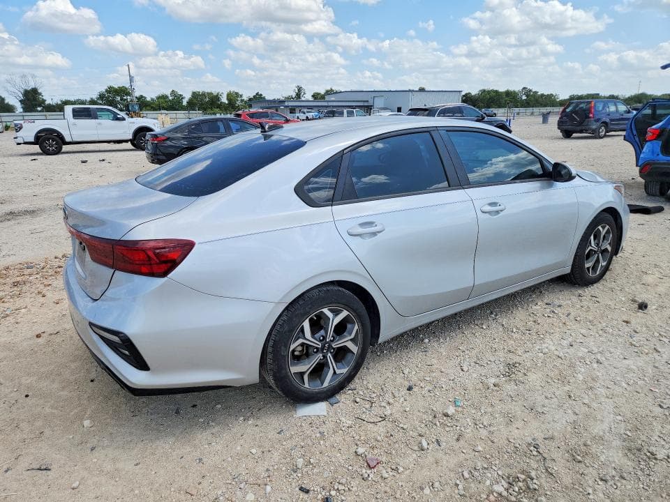 2021 KIA FORTE LXS 3