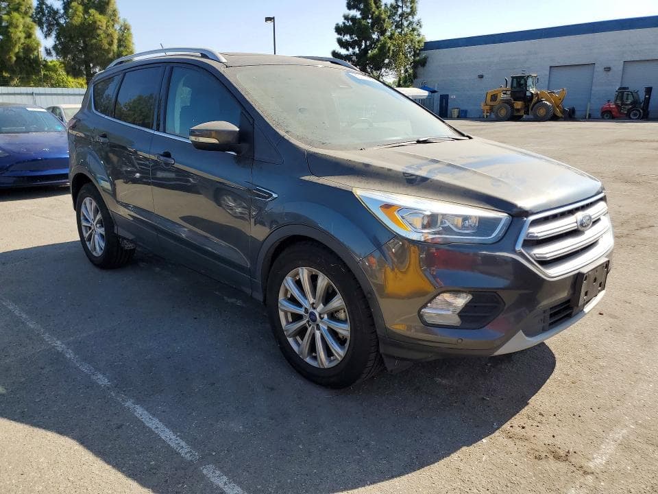 2018 FORD ESCAPE TITANIUM 4