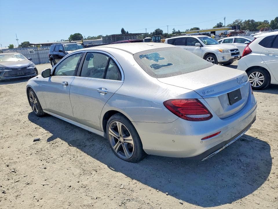 2017 MERCEDES-BENZ E 300 2