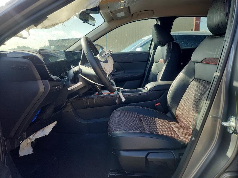 2026 NISSAN KICKS SR 7